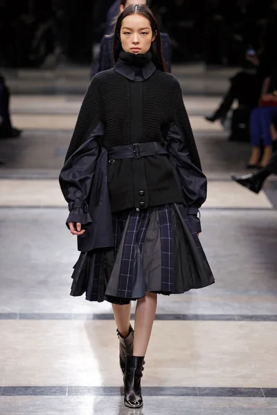Look 13